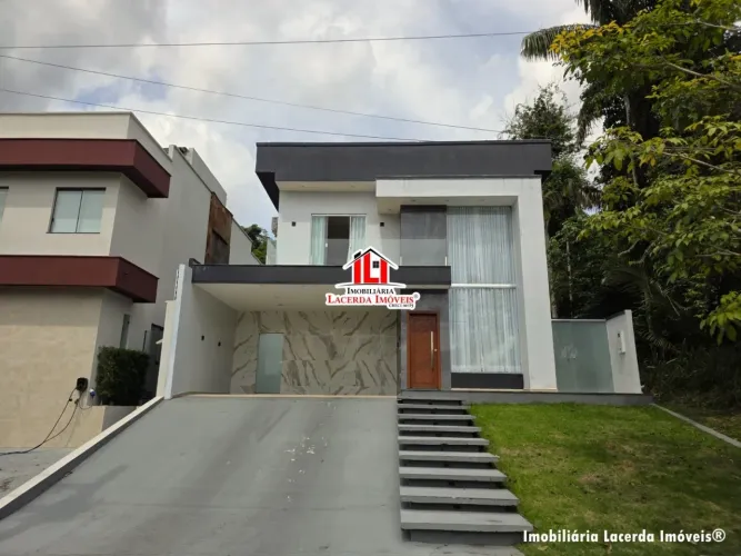 Casa Mobiliada no Alphaville Manaus 4 com 4 Quartos 218m² Com Gerador 100%