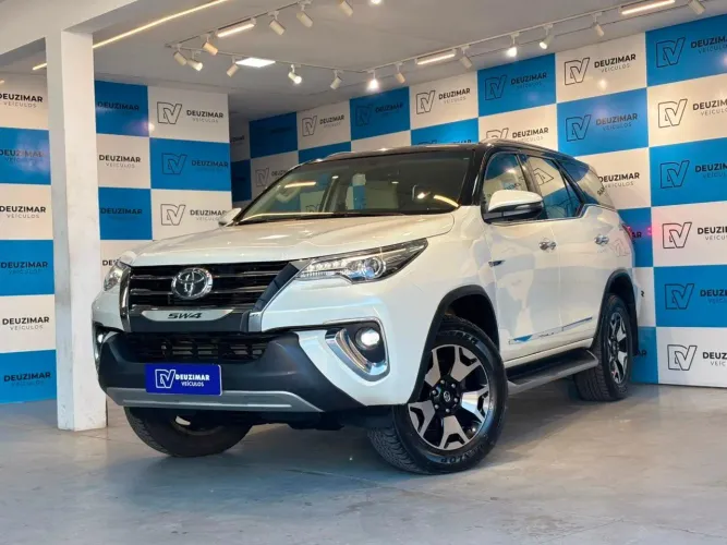 Toyota Hilux SW4 SRX Diamo. 4X4 2.8 TB DIE AUT 2019
