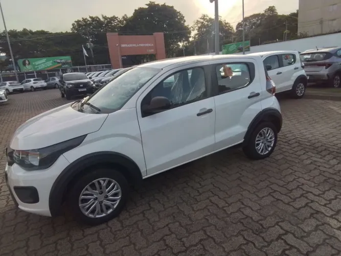 Fiat Mobi Like 1.0 Fire Flex 5P. 2024