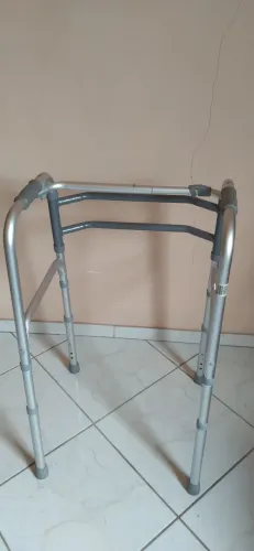 Andador