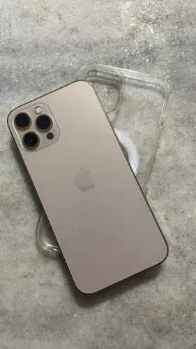 iPhone 12 Pro Max até 12x de 236,50 sem juros