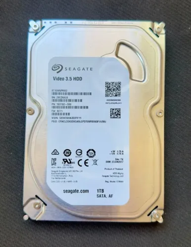 HD sata 1tb seagate 3.5 hdd 