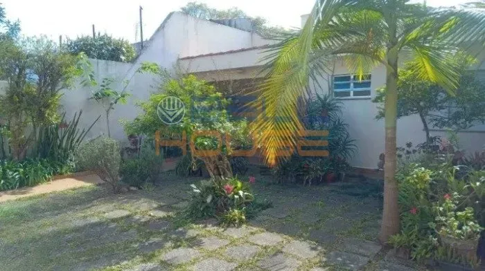 Casa à Venda 375m², 3 quartos e 4 vagas - Vila Gilda, Santo André, SP