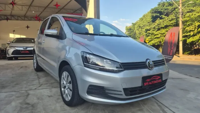 Volkswagen Fox Trendline 1.6 Flex 8V 5P 2015