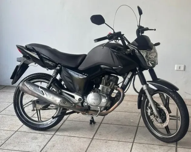 Cg Titan 150 2015 Raridade, Aceito Trocas e Financio. 