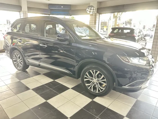 Mitsubishi Outlander 2.2 165cv Diesel Aut. 2016