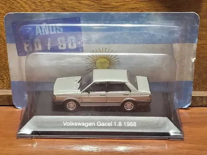 Volkswagen Gacel 1.8 1988 Voyage 4 Portas Coleção Salvat Argentina Carrinho Miniatura 1/43