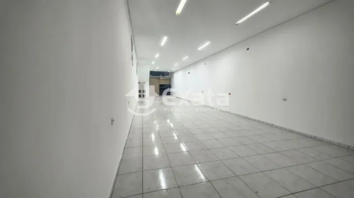 Salão comercial para alugar - Parque Vitoria Regia