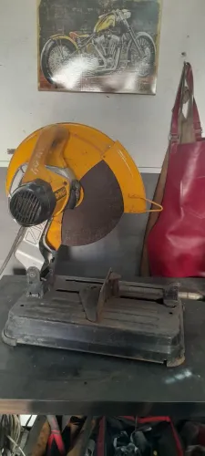 Policorte dewalt 127v