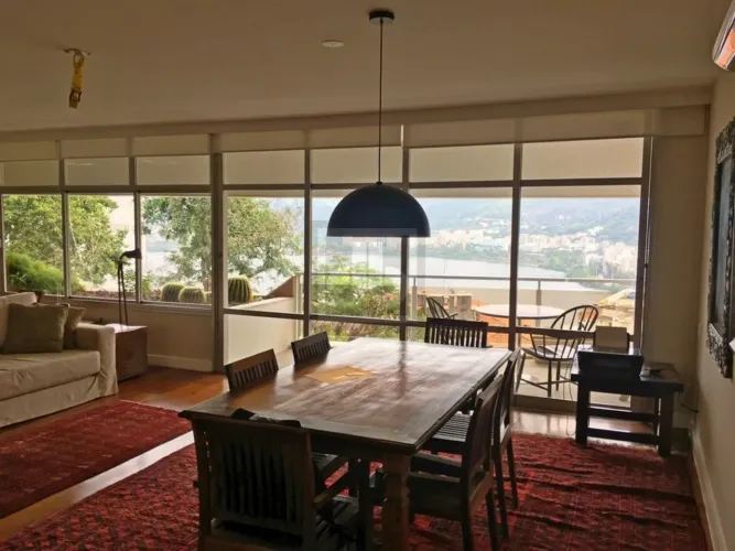 Fonte Saudade - Rua Sacopã - Vista panorâmica Lagoa e Cristo - Varandas - Salão 2 ambiente