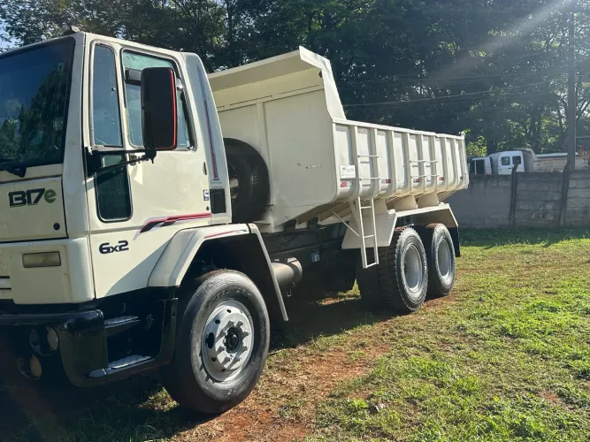 Locação caminhão caçamba