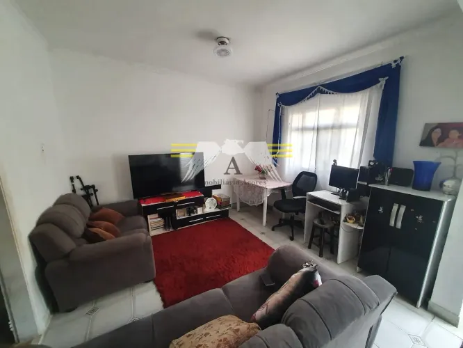 Sobrado com Terraço Espaçoso a 600m da Estação Belém! 2 Dormitórios e 2 Banheiros!