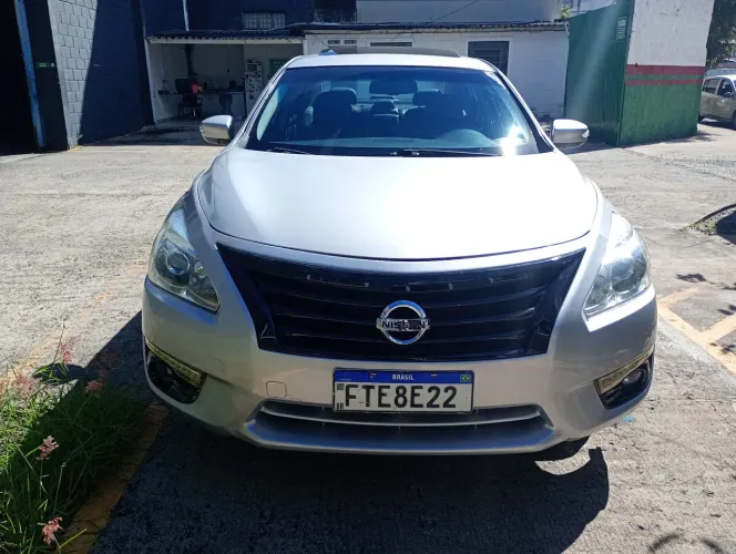 Nissan Altima SL 2.5 16V 4P Aut. 2014