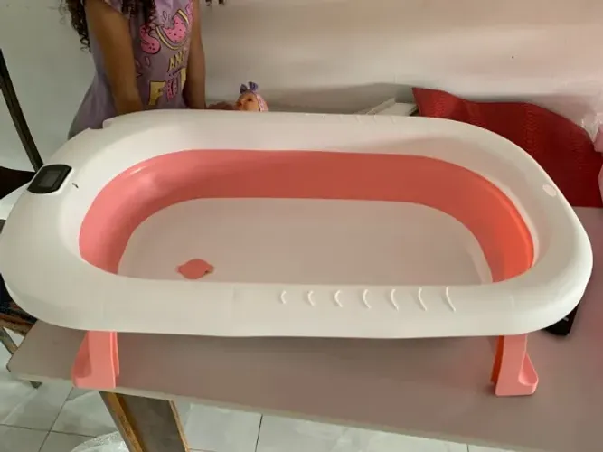 Banheira Retrátil Dobrável Silicone De Bebe Com Termometro digital (Rosa)