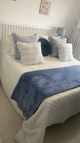 Cama QUEN 1,58m Branco Tok&Stok impecável