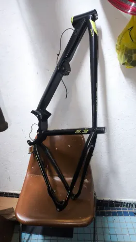 QUADRO OGGI Big Wheel 8.3 Usado Otimo