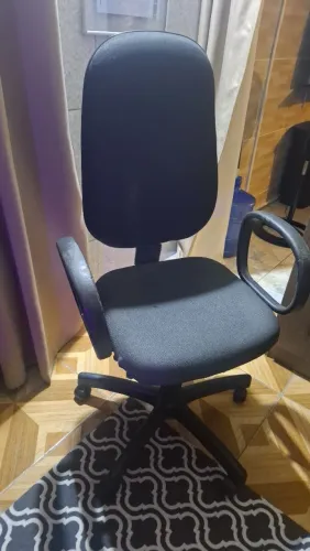 Cadeira Giratória diretor preta100
