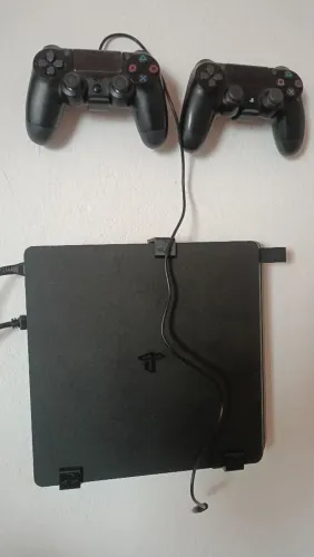 Ps4 slim aceito cartão
