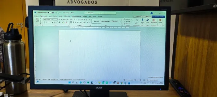 Monitor Acer V226HQL 21,5" Full HD - Excelente estado