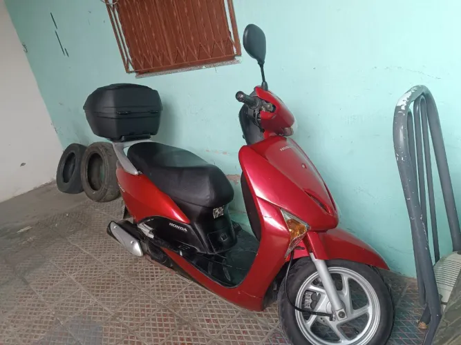 Vend- se uma ? moto 