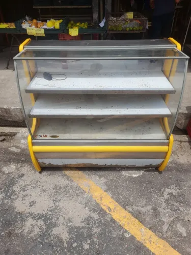 Vende se balcão