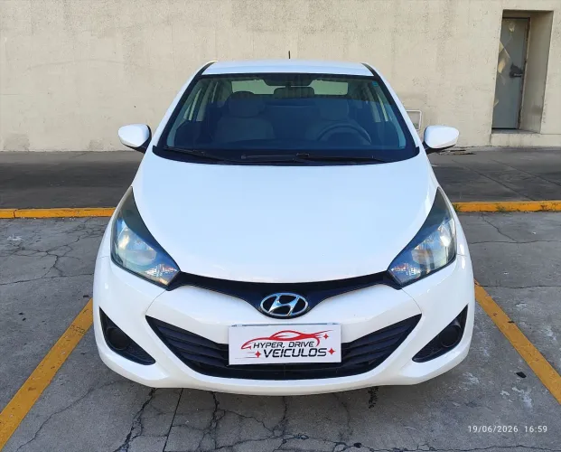 Hyundai HB20S C.style/c.plus1.6 Flex 16V Aut. 4P 2015
