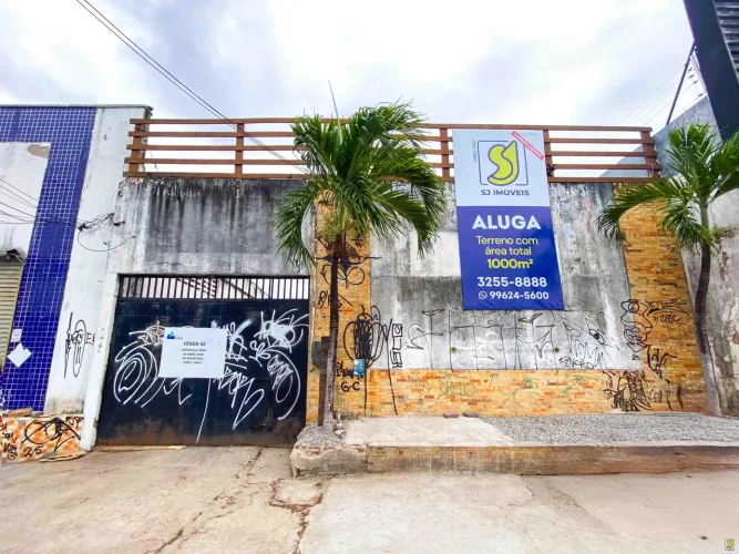 Terreno amplo em localização privilegiada na Av. Bezerra de Menezes