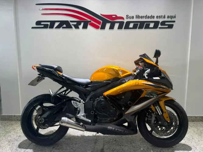 SUZUKI GSXR 750 W SRAD 2011