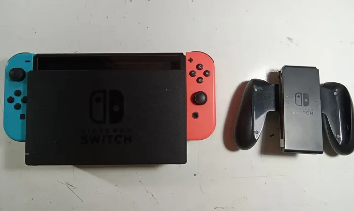 Nintendo Switch V2 Seminovo