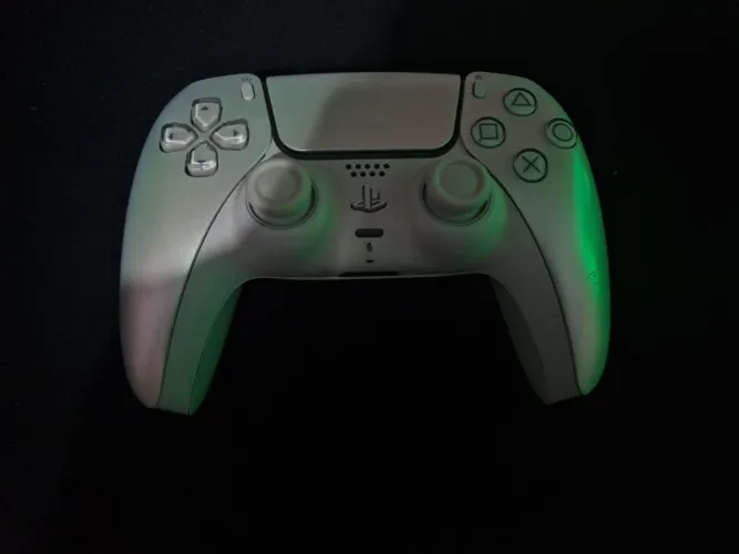 Dualsense chroma pearl conservado