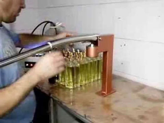 Fábrica de perfumes com marca registrada.