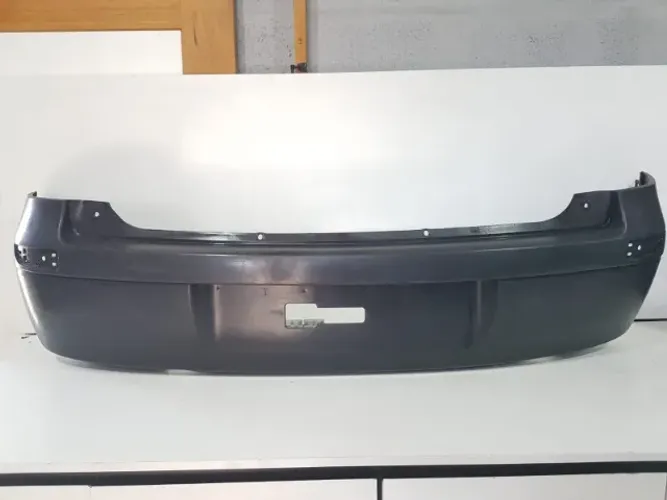 Parachoque Traseiro Gm Corsa Montana Hatch 2006 Perfeito
