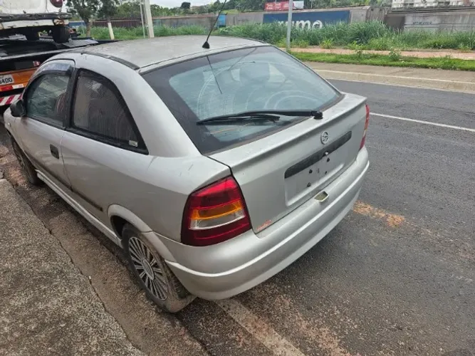 Peças Em Geral para Gm/Astra Gl 2001