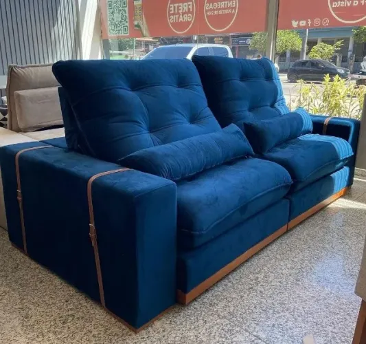 Sofá retrátil reclinável Fufuta