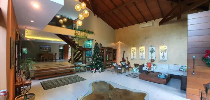 Casa espetacular em Fradinhos, Vitória. 350m2 e terreno de 1200m2
