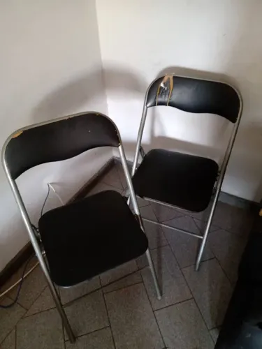2 cadeiras usadas