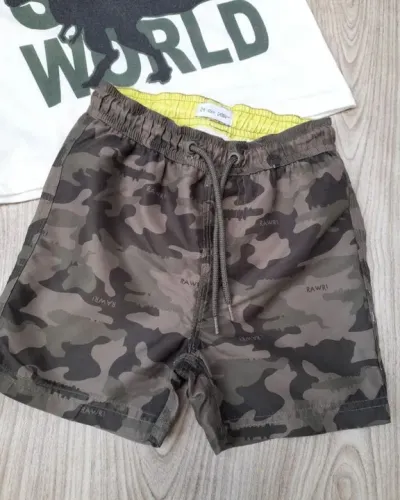 Bermuda Infantil Masculina da POIM.<br>NOVA<br>?Tam 4 anos<br>