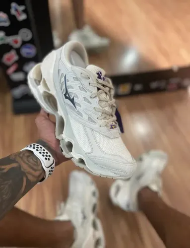 ? lançamento Mizuno pro LS flor de lótus ?