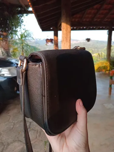 bolsa transversal preta meia lua