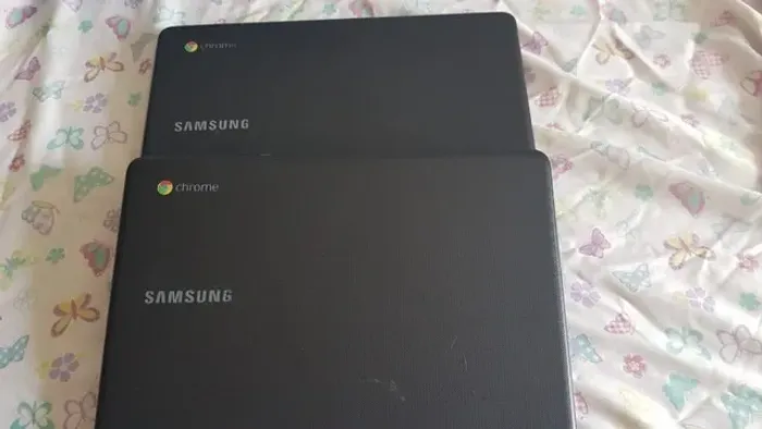 2 unidades para retirada de peças - Chromebooks Samsung 3 Preto 11"