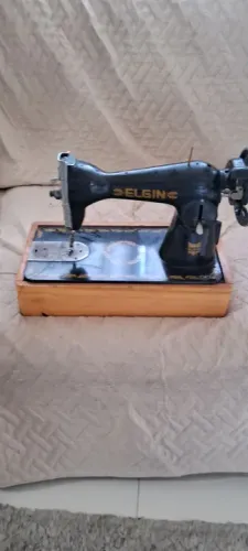 Máquina de Costura Elgin Antiga