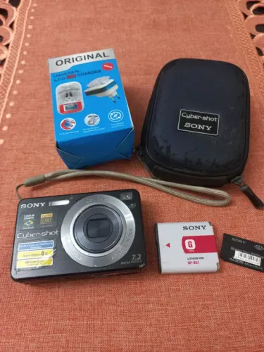 Camera digital sony 7.2 megapixels funcionando 