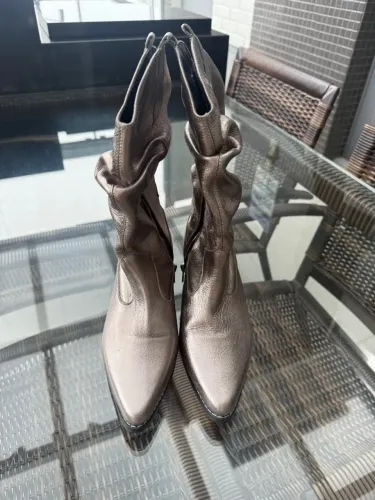 Bota estilo western / country