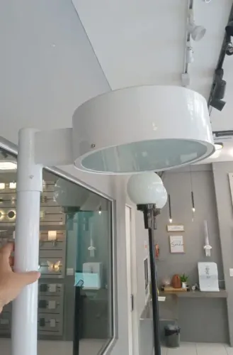 Poste pétala simples moderna e elegante