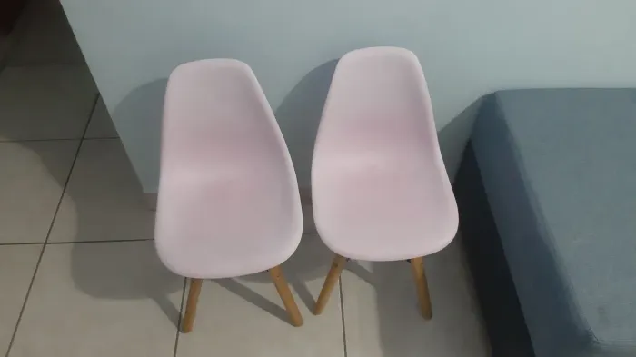 Vendo cadeiras infantis 