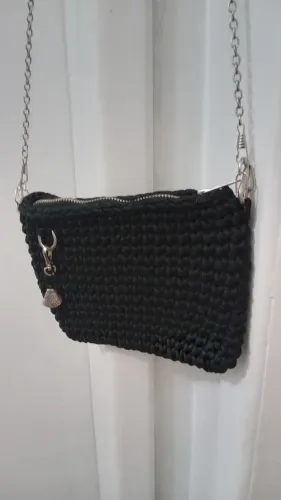 Bolsa de crochê preta