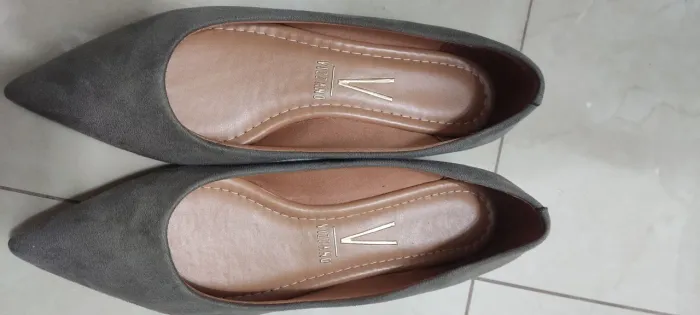Sapatilha Vizzano número 37