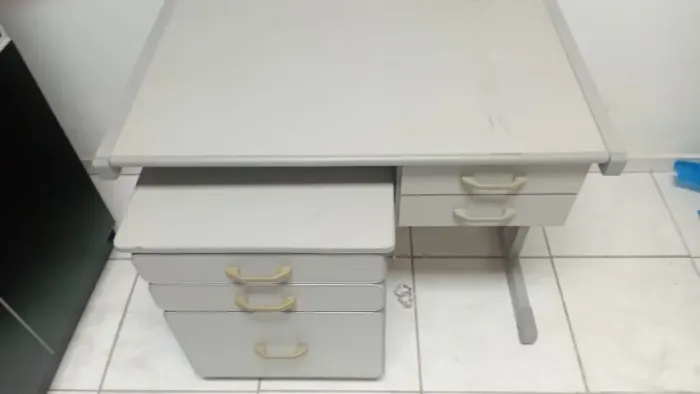 Mesa escritório, o arquivo é a parte