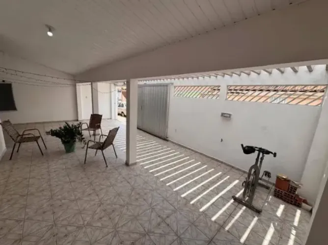 - Casa pra venda em piedade com piscina - 355.000