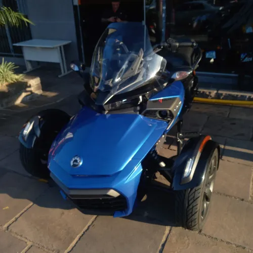 CAN AM  Spyder  F3 S - 2017 -  28 mil km- Único Dono